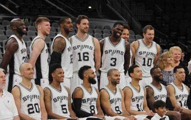 NBA：湖人加时险胜掘金 詹姆斯砍下38分