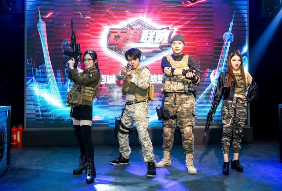 欧洲LEC赛区SK俱乐部官宣新赛季阵容：上下三人不变，中单Nisqy